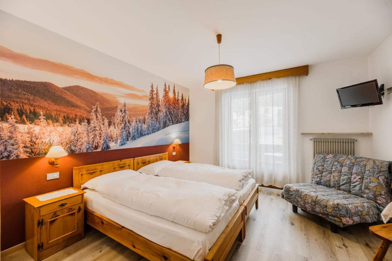 Hotel Garni Rosengarten Pera Exteriör bild