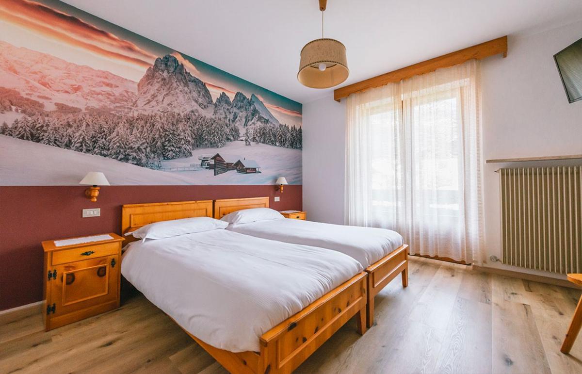 Hotel Garni Rosengarten Pera Exteriör bild